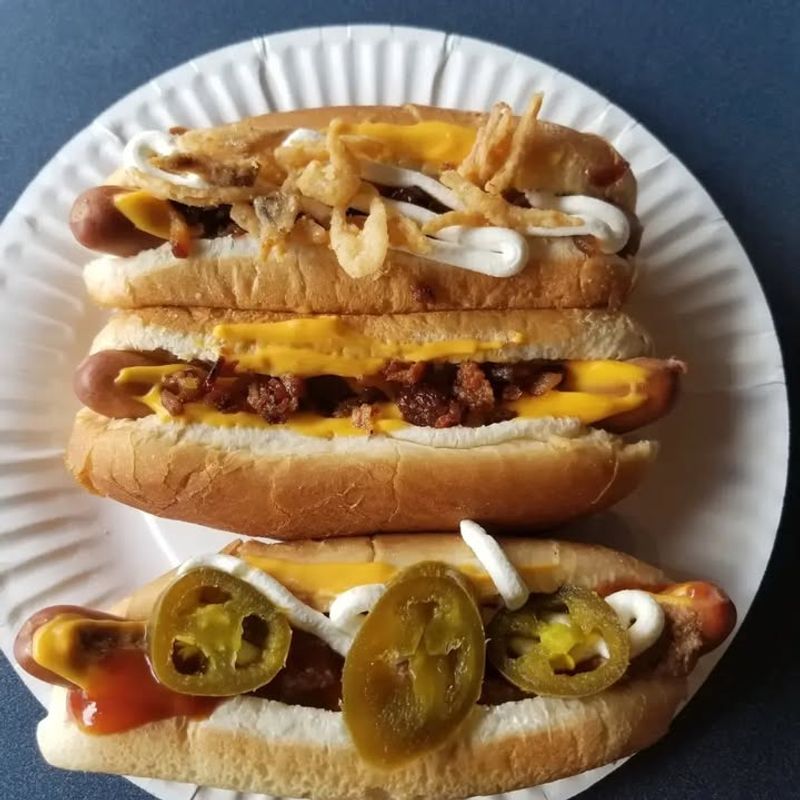 North Carolina Hot Dog Spots Locals Can't Get Enough Of - Decor Hint Big Daddy's Hot Dogs