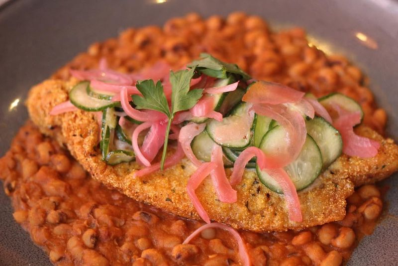 15 New York Catfish Restaurants Locals Swear Serve The Best Bayou Bites - Decor Hint Red Rooster Harlem