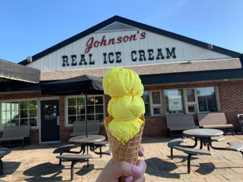 The Official 20 Stop Ohio Ice Cream Trail And The Central Ohio Shops You Can't Miss - Decor Hint Johnson's Real Ice Cream - Bexley