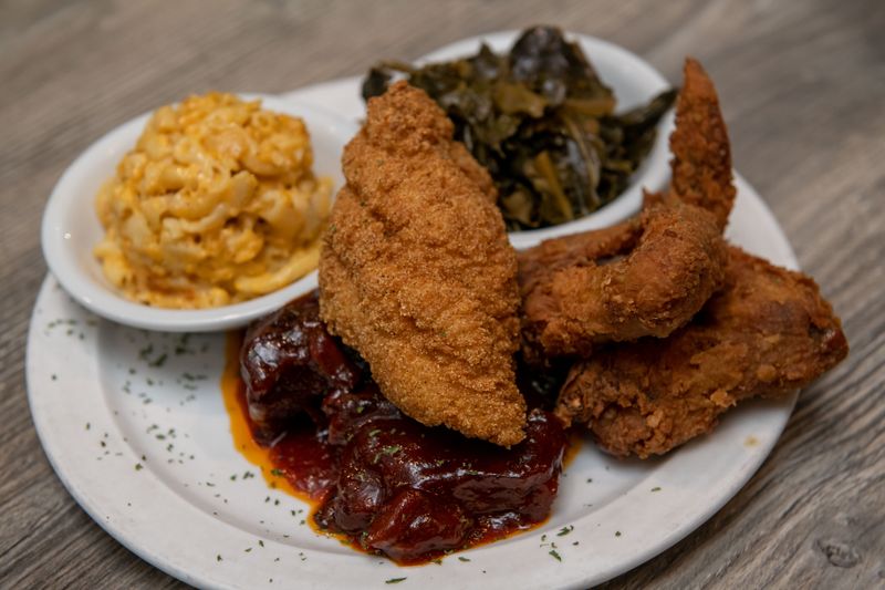 Cornbread Restaurant & Bar - Southfield