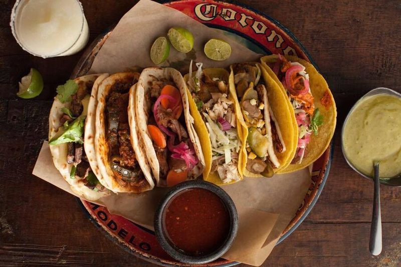 Mi Tierra Café Y Panadería - San Antonio