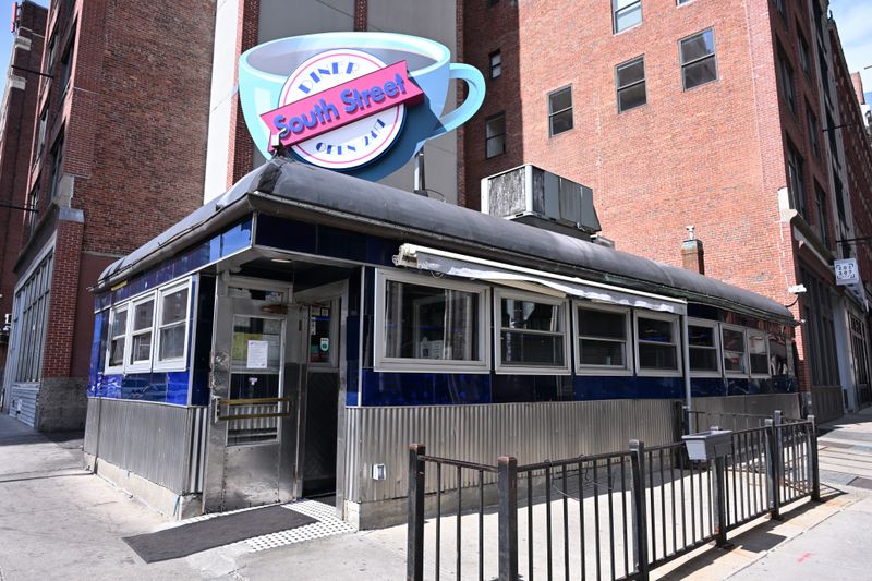 Massachusetts Restaurants Serving Chicken-Fried Steaks You Can't Miss - Decor Hint South Street Diner - Boston