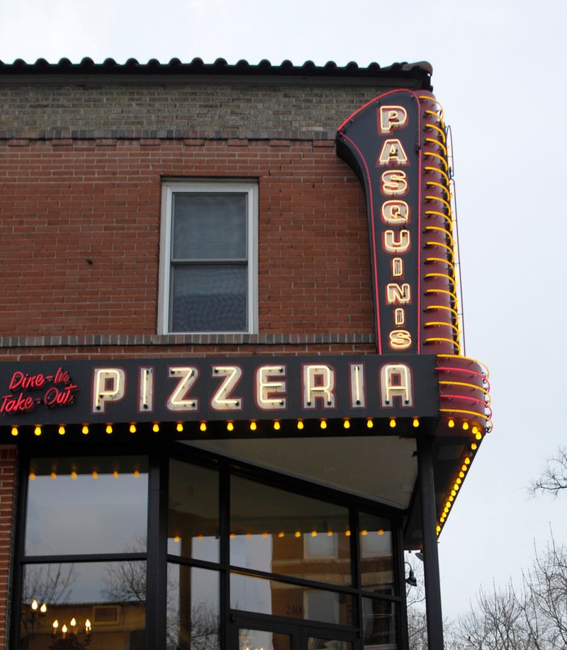 Colorado Pizzerias With Generations Of Deliciousness - Decor Hint Pasquini's Pizzeria, Denver