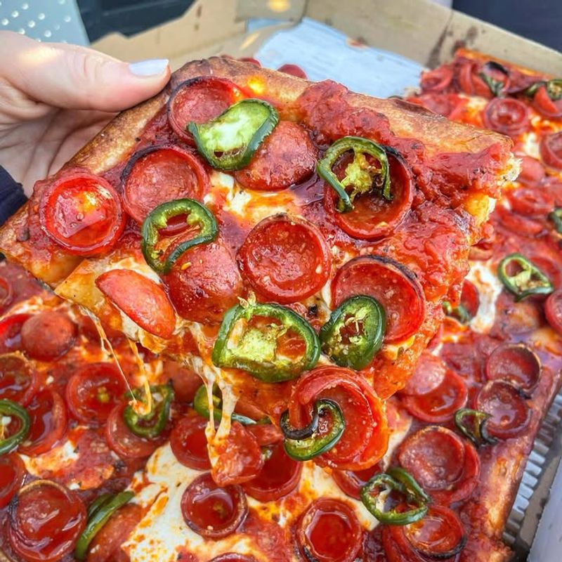 12 Classic New York Pizza Spots That Break the Rules No Slices Here - Decor Hint Prince Street Pizza