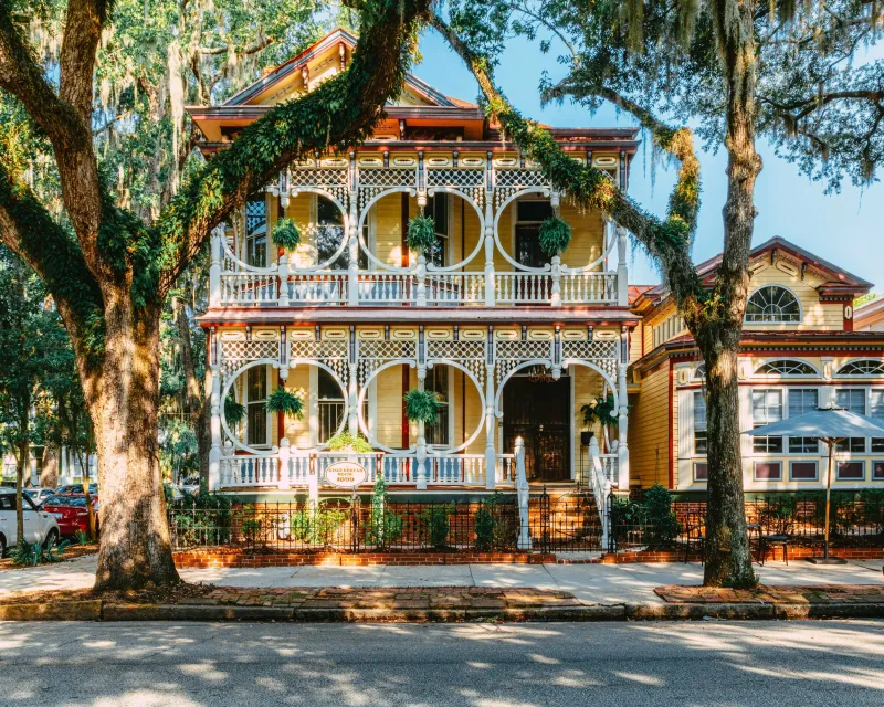Plan Your Dream 2026 Wedding At These 10 Small Georgia Venues - Decor Hint The Gingerbread House, Savannah