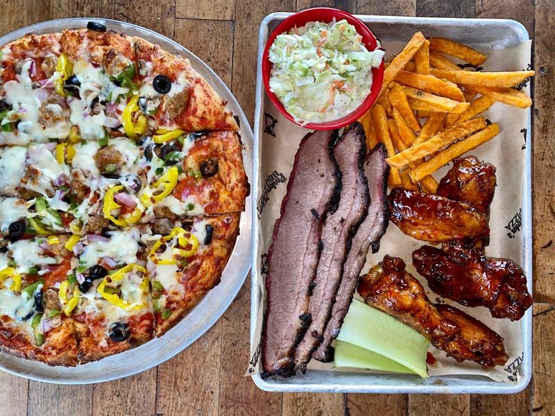 13 Wisconsin BBQ Spots Still Smoking Meat The Traditional Way - Decor Hint Parker John's BBQ & Pizza