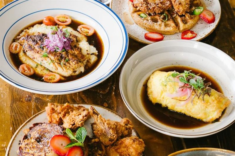 18 Michigan Restaurants Serving Chicken Fried Steak Just Like Grandma Used To Make - Decor Hint The Stagecoach Inn - Marshall