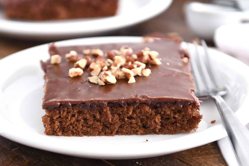 20 Texas Recipes Locals Will Defend Until The End - Decor Hint Texas Sheet Cake