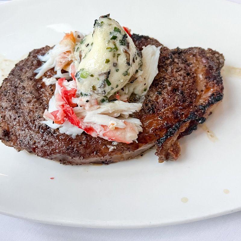 Del Frisco's Double Eagle Sets the Gold Standard