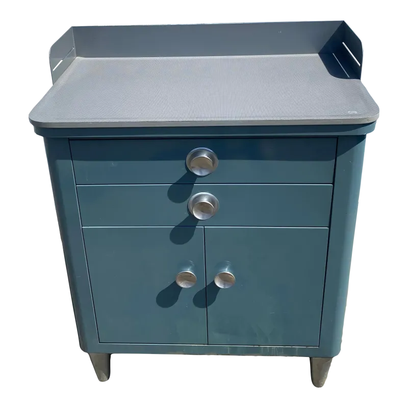 Metal Cabinets with Chrome Handles