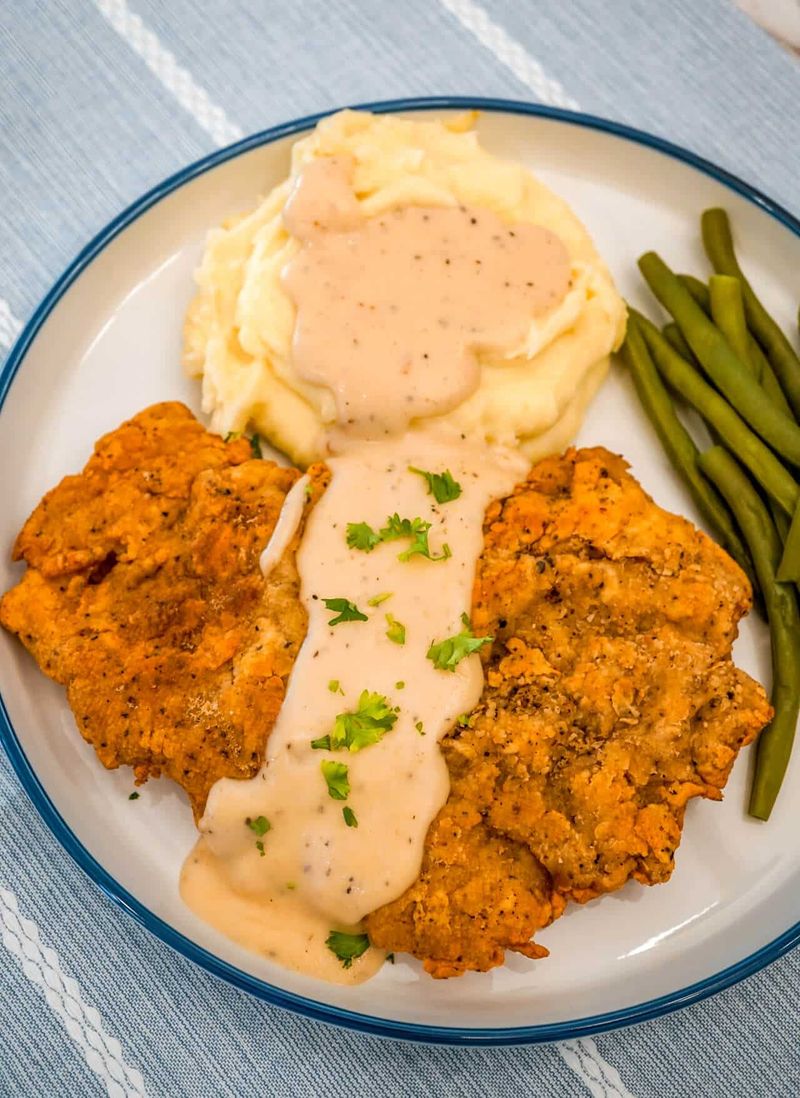 30 Comfort Foods In Texas Everyone Grew Up With - Decor Hint Chicken Fried Steak