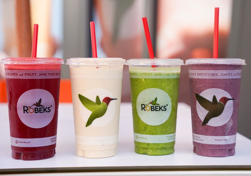 14 LA Smoothie Spots That Prove Great Flavor Doesn't Have To Break The Bank - Decor Hint Robeks Fresh Juices and Smoothies