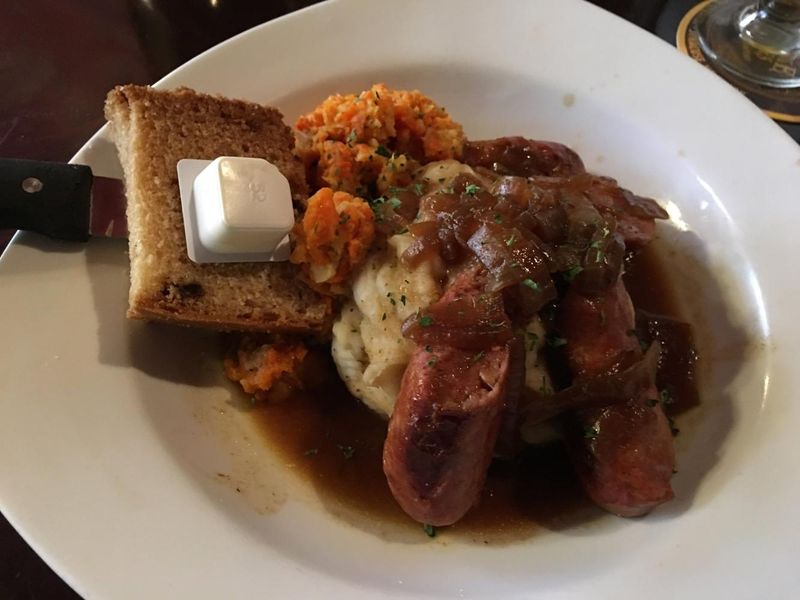 Kitty Hoyne's Irish Pub