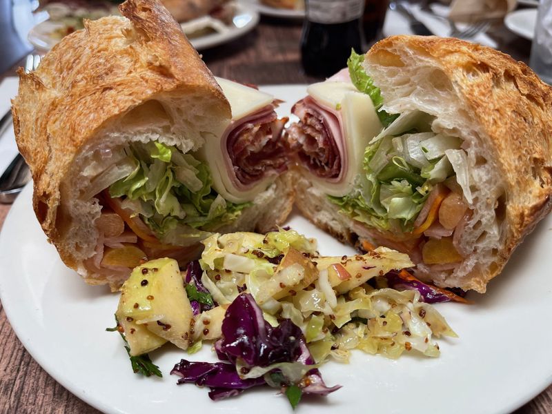 Pane Bianco, Sandwich Artistry That Defies Physics