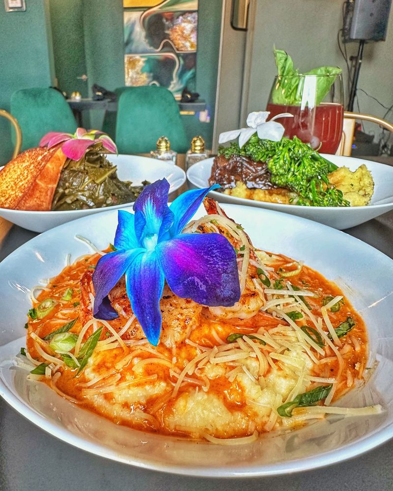 Illinois Soul Food Buffets You'll Travel Miles To Taste - Decor Hint Soul Food Lounge, Chicago