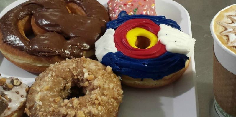 Colorado's Donut Shops Serving Delicious Perfection - Decor Hint Sweet Coloradough