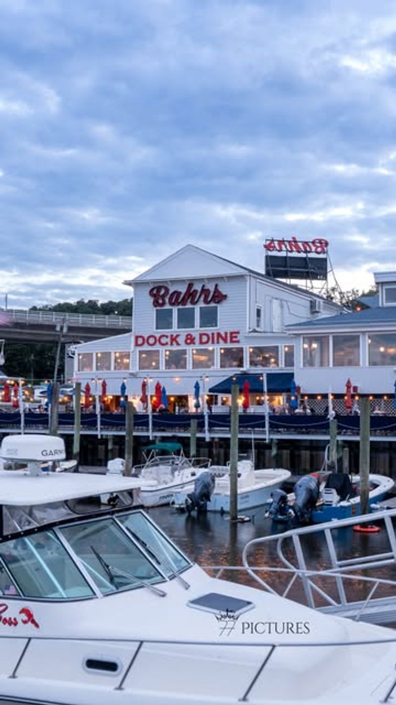 Enjoy Scenic Dining At These New Jersey Lakeside Restaurants - Decor Hint Bahrs Landing, Highlands