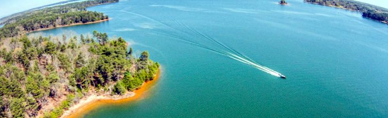 14 Lesser-Known Lakes In Georgia Perfect For Quiet Getaways - Decor Hint Lake Hartwell, Hart County