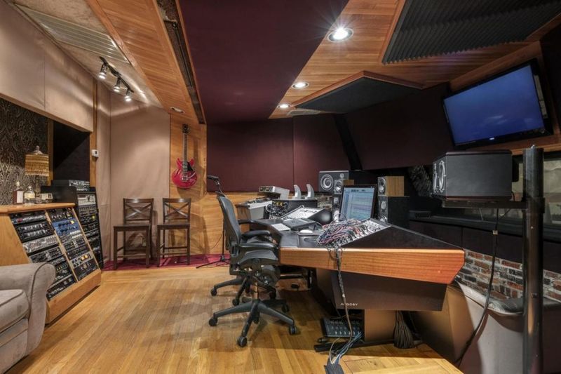Nashville Music Industry Adjacent Homes