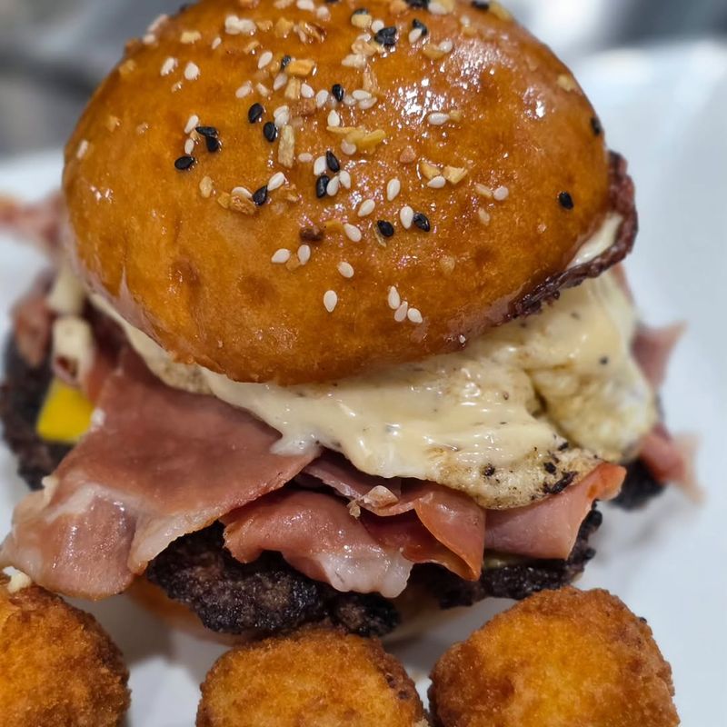 Nathan's Lakeside Grill, Moravia