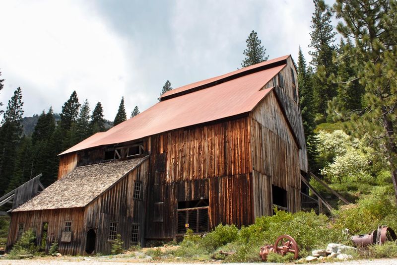 Discover California's Hidden County Before Fall's Foliage Fades - Decor Hint Plumas-Eureka State Park