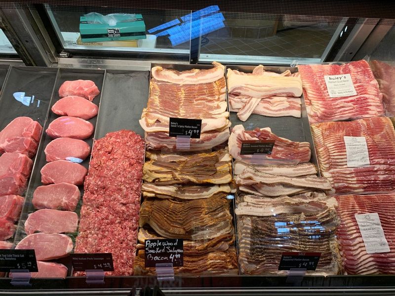15 California Grocery Stores Known For Quality Meat And Farm-Fresh Cuts - Decor Hint Raley's Supermarkets