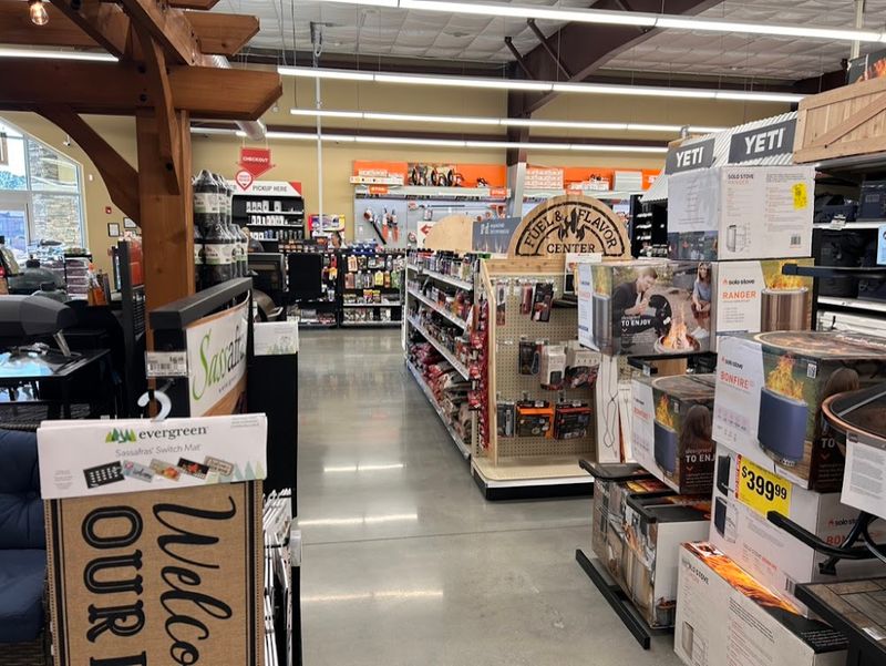 You Won't Believe The Home Décor In These Alabama Hardware Stores - Decor Hint Weathers Ace Hardware, Boaz