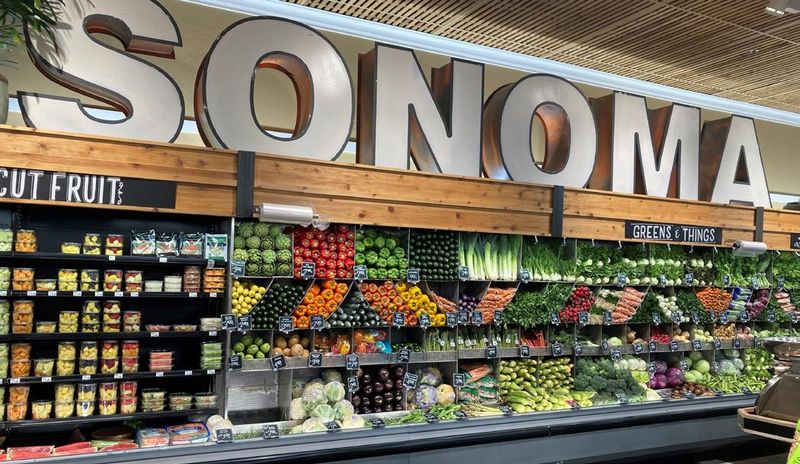 California Grocery Stores Known For Fresh Vegetables And Crisp Greens - Decor Hint Nugget Markets