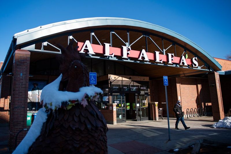 16 Colorado Grocery Stores Famous For Quality Butchers And Fresh Cuts - Decor Hint Alfalfa's Market