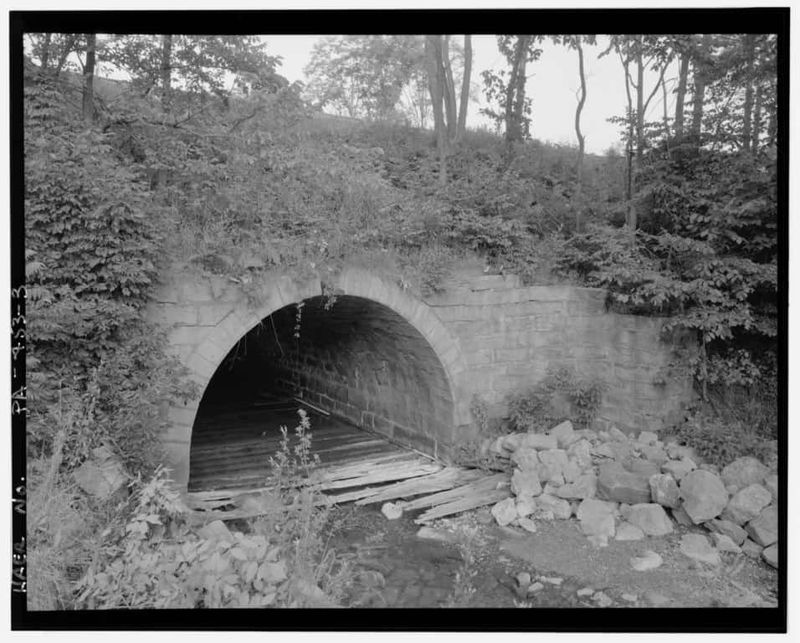 10 Abandoned Pennsylvania Railroads Nature Is Slowly Taking Back - Decor Hint Pennsylvania Main Line Canal & Railroad Corridor - Between Harrisburg And Pittsburgh