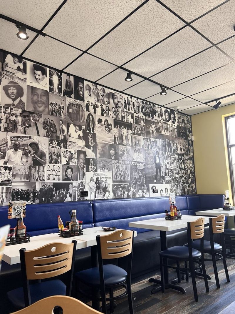 Good Food And Even Better Energy: Atlanta's Augie's Breakfast Bar Reviewed - Decor Hint Stylish Décor