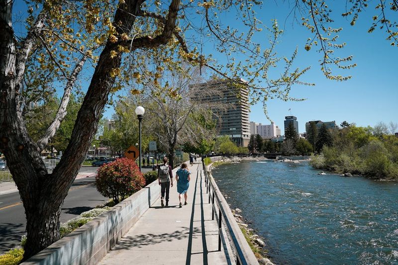 Looking For Vegas Vibes Without The Price Tag? Head To This Nevada Haven - Decor Hint Truckee Riverwalk District