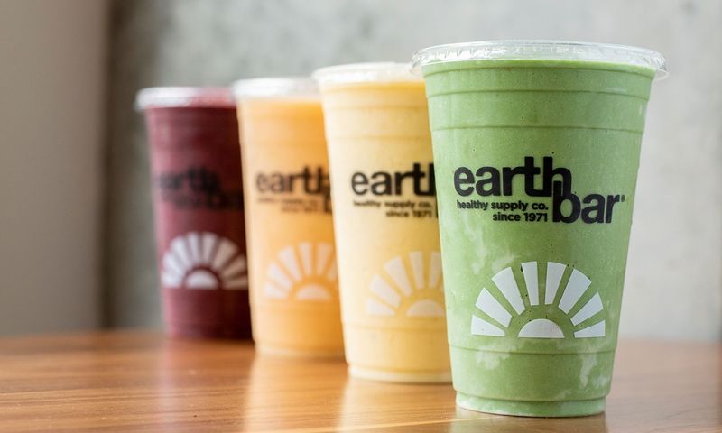 14 LA Smoothie Spots That Prove Great Flavor Doesn't Have To Break The Bank - Decor Hint Earthbar