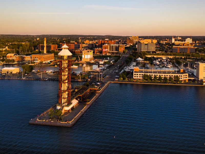 Erie (Presque Isle Bay Area)