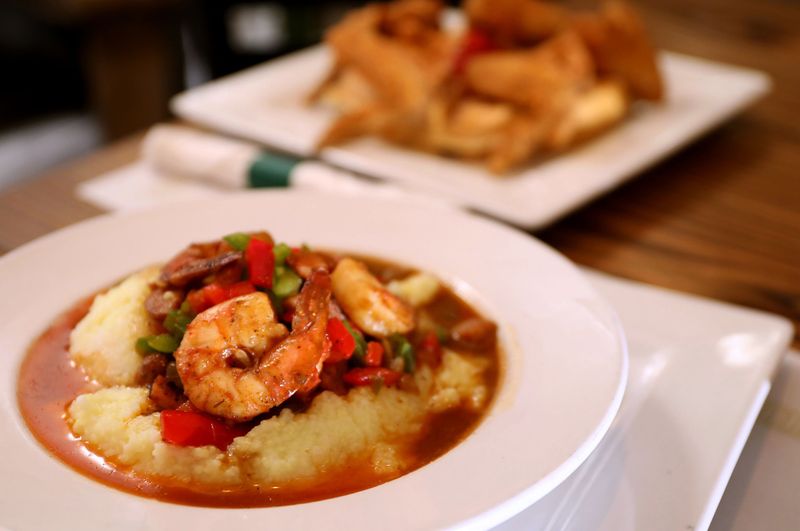 13 Illinois Soul Food Restaurants Serving Up That Sunday Flavor All Week - Decor Hint Josephine's Southern Cooking