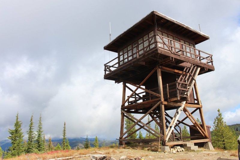 Surveyors Lookout
