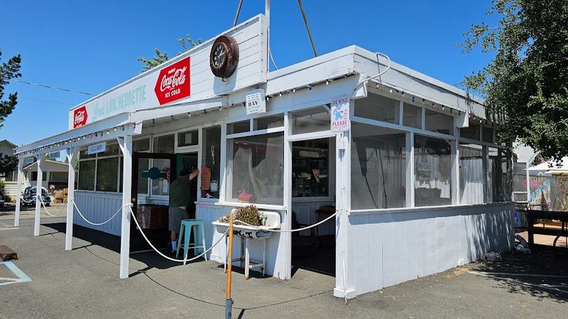 These 13 Charming Country Restaurants In California Are Worth The Detour - Decor Hint The Fremont Diner (Now Lou's Luncheonette), Sonoma