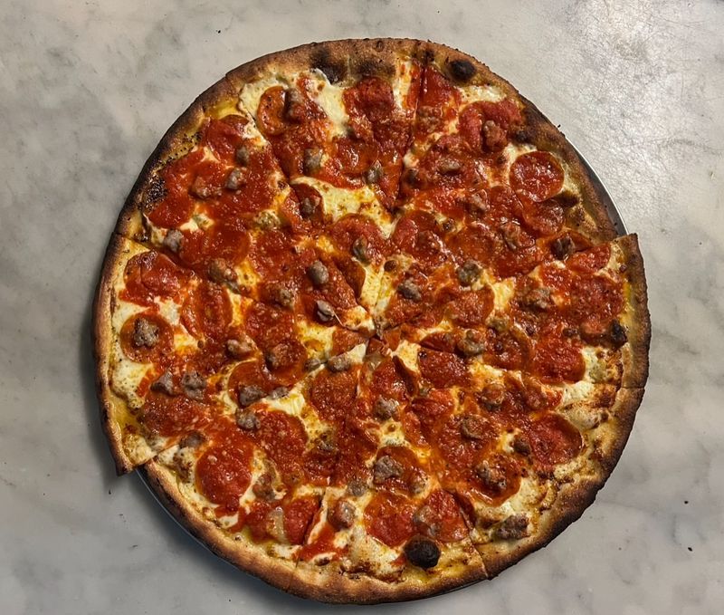 18 New York Pizza Joints Still Using Generations-Old Family Recipes - Decor Hint Arturo's Coal Oven Pizza
