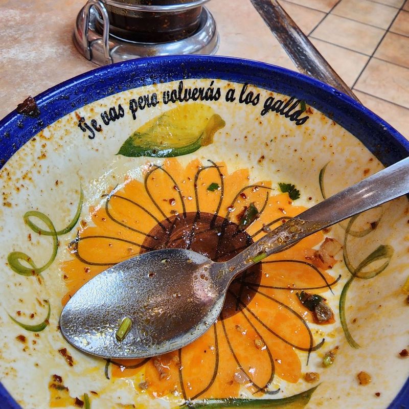 Family-Owned Mexican Restaurants In Illinois Locals Can't Get Enough Of - Decor Hint Taqueria Los Gallos - Cicero