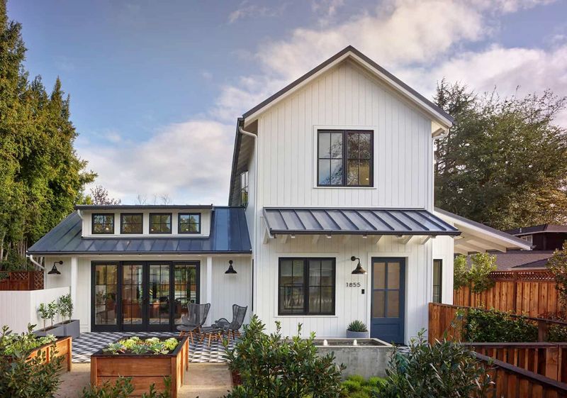 Suburban Farmhouse Revivals