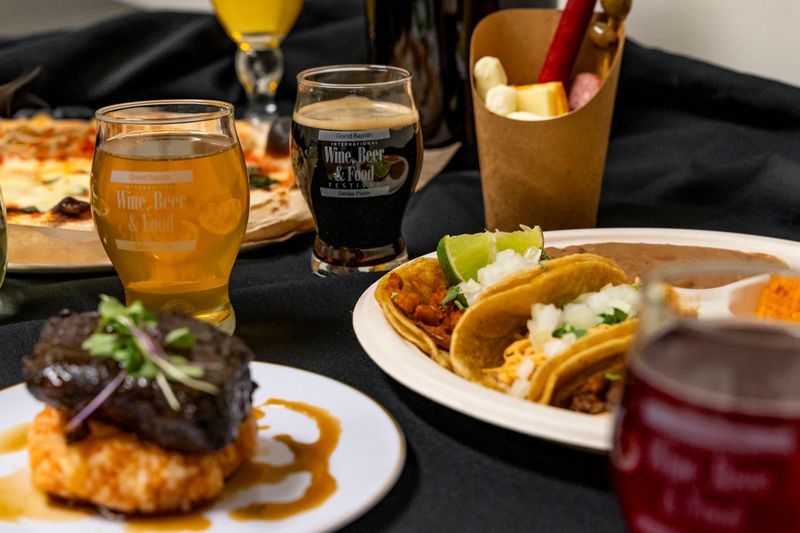 Midwestern Cities You Didn't Know Were Foodie Powerhouses - Decor Hint Grand Rapids, Michigan