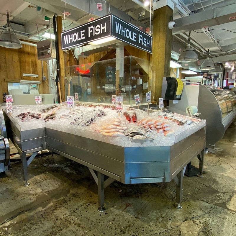 Maine Grocery Stores Known For Fresh Seafood And Local Catch - Decor Hint Harbor Fish Market