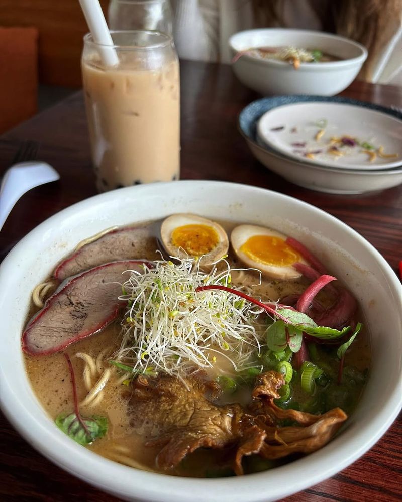 Rhode Island Soul Food Restaurants Serving Southern Comfort Up North - Decor Hint Yagi Noodles & Soul, Newport