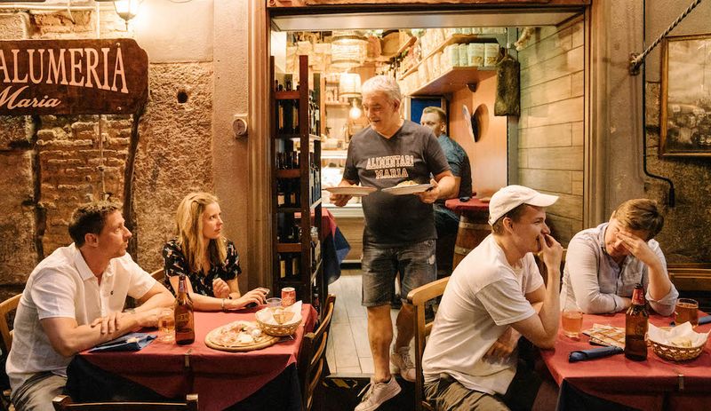 15 Hidden Gem Italian Spots In Florida That Thrive Without Ever Running An Ad - Decor Hint Giuseppe's Osteria - Naples