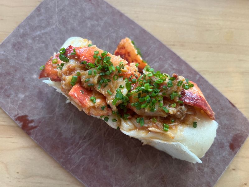 Boston Restaurants Everyone Should Try At Least Once - Decor Hint Eventide Fenway