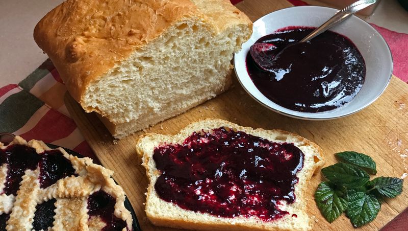 11 Oregon Foods Visitors Always Mispronounce - Decor Hint Olallieberry Jam