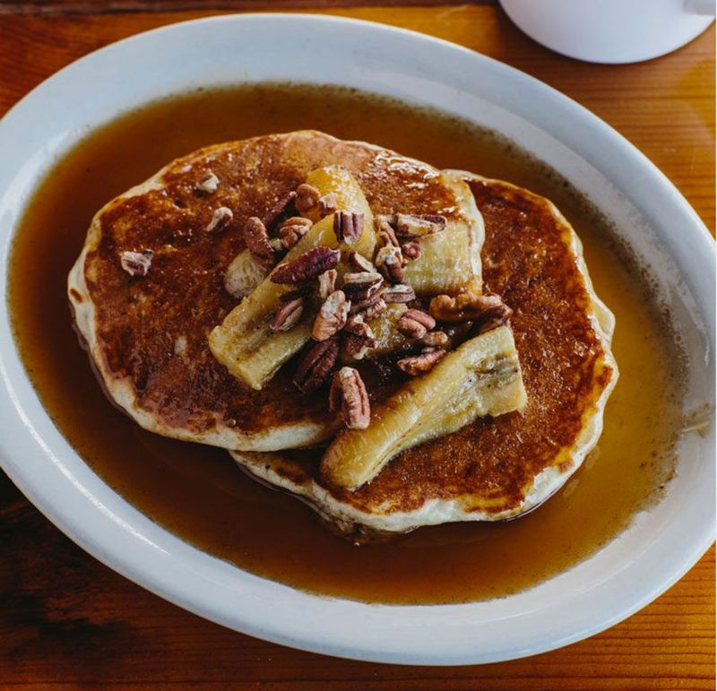 16 Georgia Diners Serving The Kind Of Comfort Food You Crave - Decor Hint Ria's Bluebird