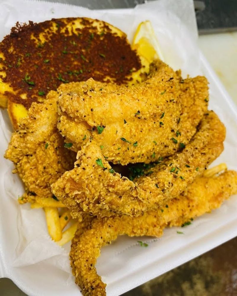 10 Arizona Spots Serving Golden, Crispy Catfish Worth The Drive - Decor Hint Southern Fried - Phoenix