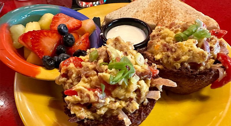 Massachusetts Restaurants Serving Chicken-Fried Steaks You Can't Miss - Decor Hint The Friendly Toast - Cambridge