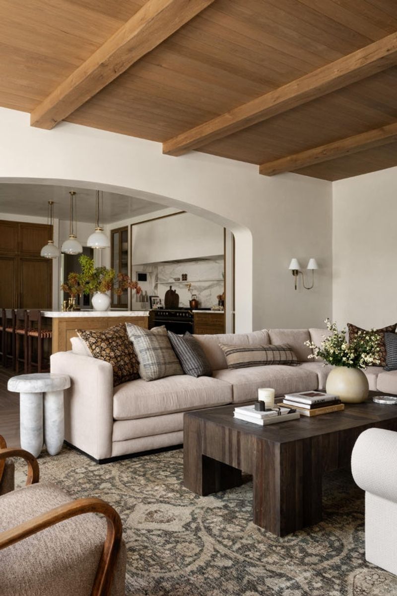 California's 12 Most Overplayed Living Room Trends To Ditch - Decor Hint Overly Large Coffee Tables